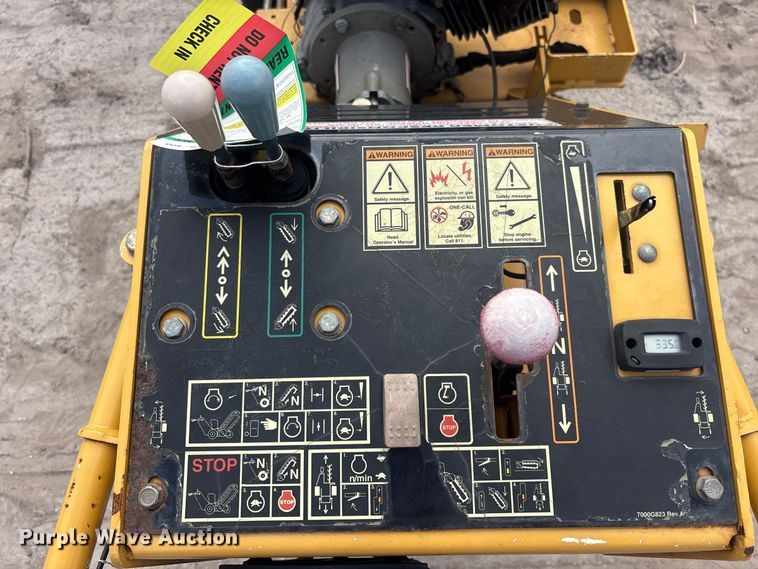 image for item DV7265 2018 Vermeer RTX130 trencher