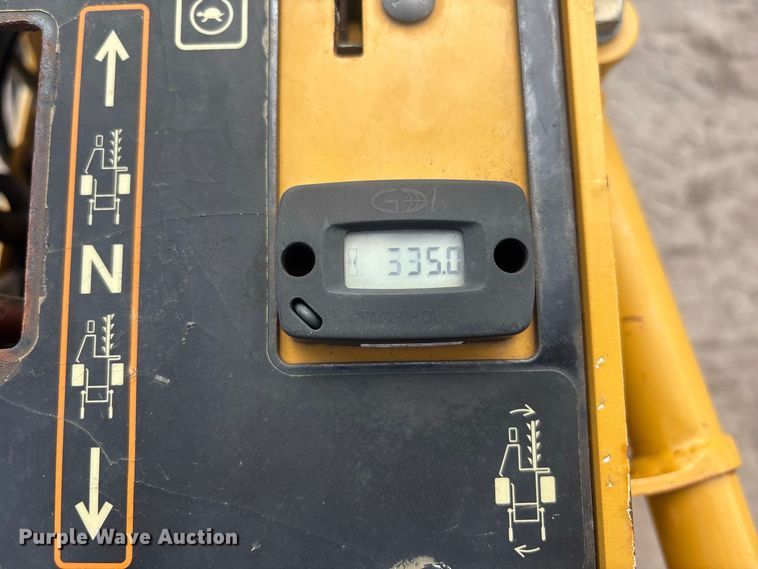 image for item DV7265 2018 Vermeer RTX130 trencher