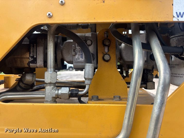 image for item DV7265 2018 Vermeer RTX130 trencher