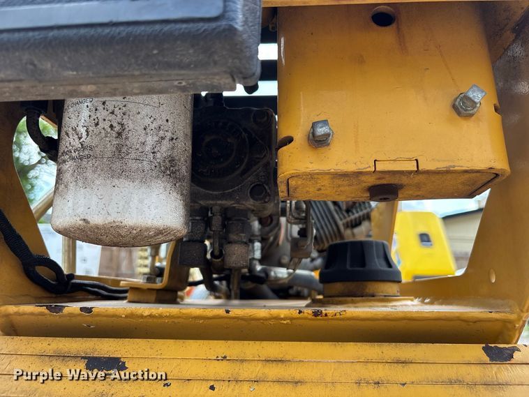 image for item DV7265 2018 Vermeer RTX130 trencher