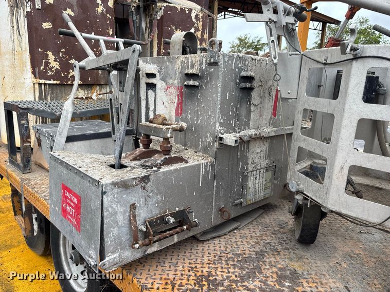 image for item DV7266 TomiHawk paint striper trailer