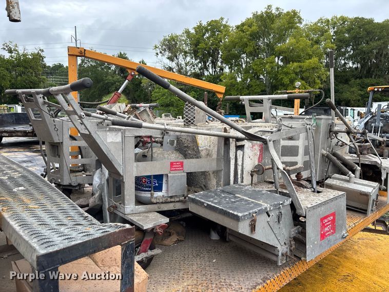 image for item DV7266 TomiHawk paint striper trailer