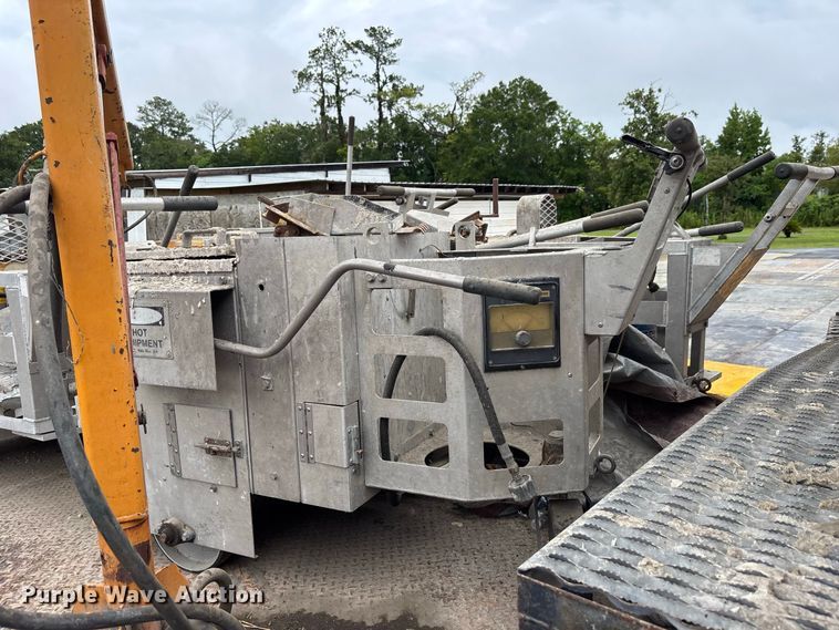 image for item DV7266 TomiHawk paint striper trailer
