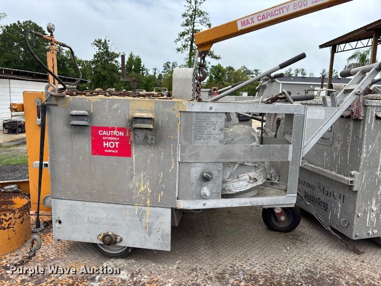 image for item DV7266 TomiHawk paint striper trailer