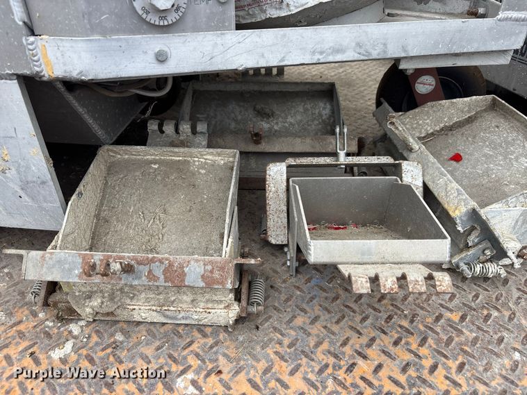image for item DV7266 TomiHawk paint striper trailer
