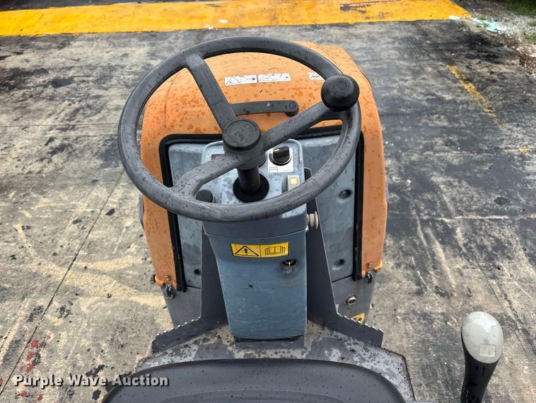 image for item DV7267 2016 Dynapac APT900G single drum vibratory roller