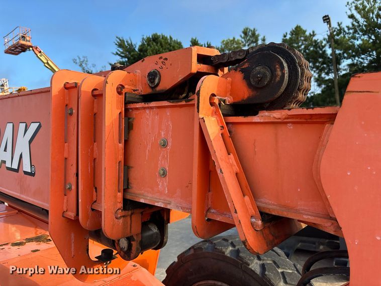 image for item DV7284 2014 SkyTrak 10054 telehandler