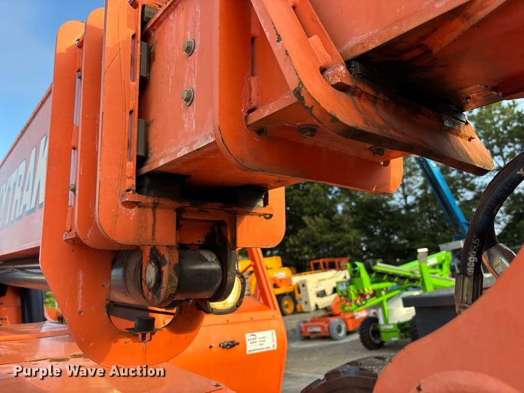 image for item DV7284 2014 SkyTrak 10054 telehandler