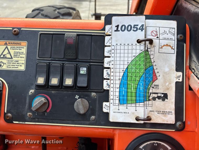 image for item DV7284 2014 SkyTrak 10054 telehandler
