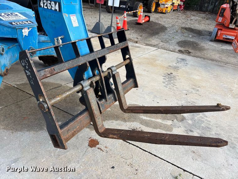 image for item DV7285 2018 Genie GTH-1056 telehandler