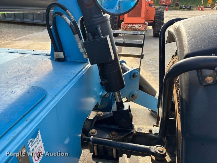 image for item DV7285 2018 Genie GTH-1056 telehandler