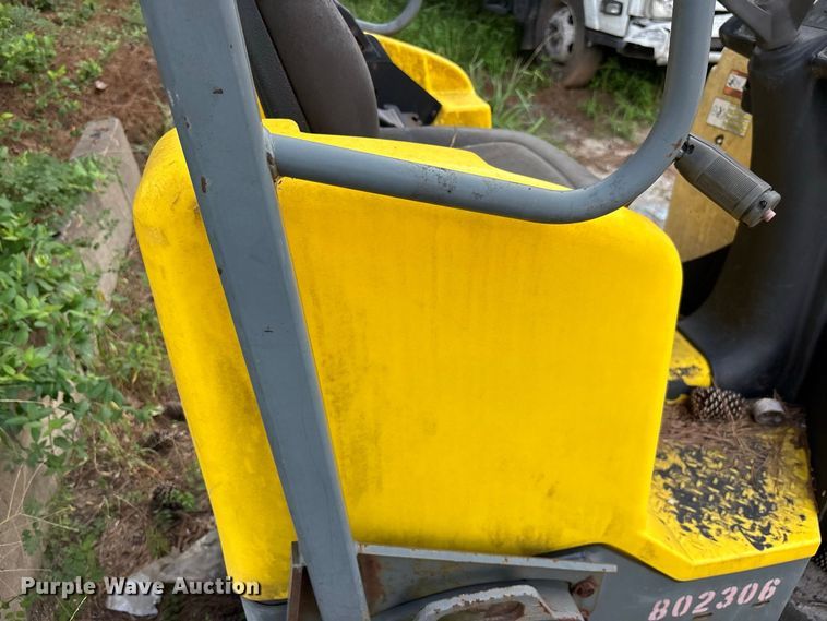 image for item DV7291 Wacker Neuson RD12A double drum roller