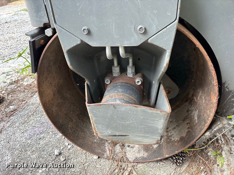 image for item DV7291 Wacker Neuson RD12A double drum roller