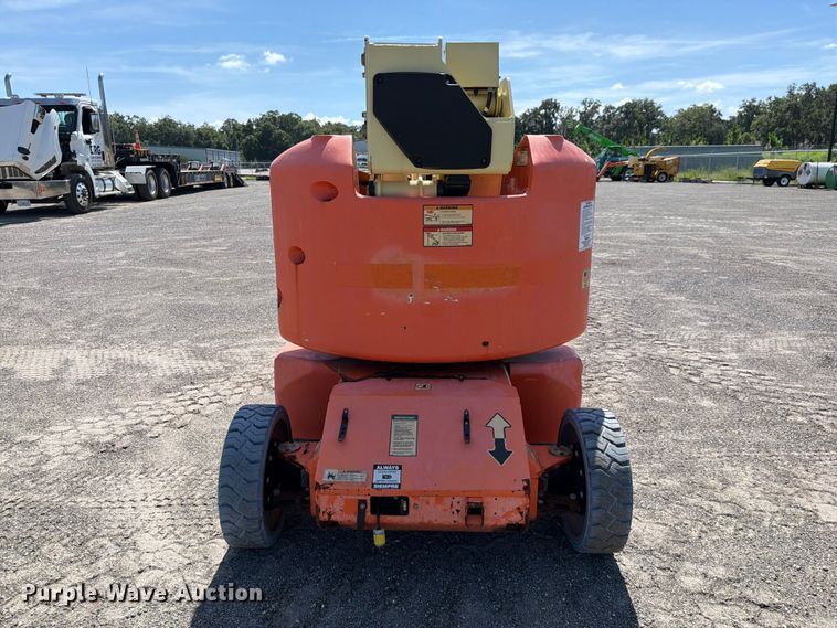 image for item DV7296 2013 JLG E400AJPN boom lift