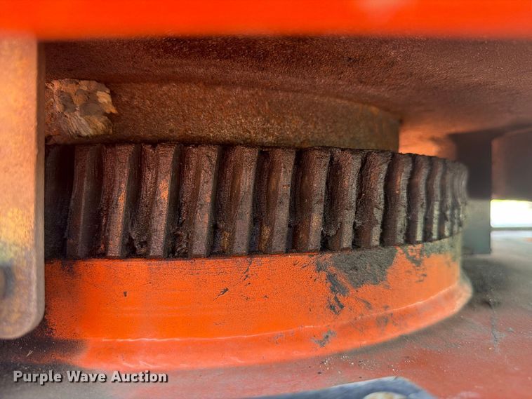 image for item DV7296 2013 JLG E400AJPN boom lift