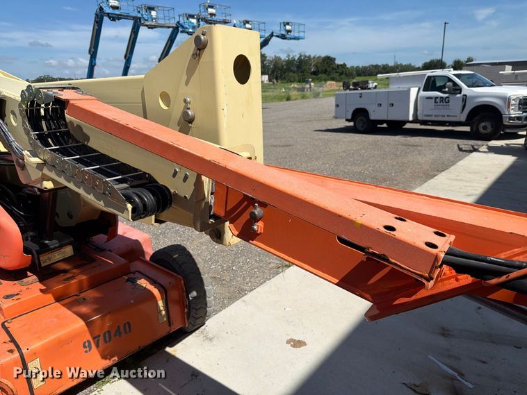 image for item DV7296 2013 JLG E400AJPN boom lift