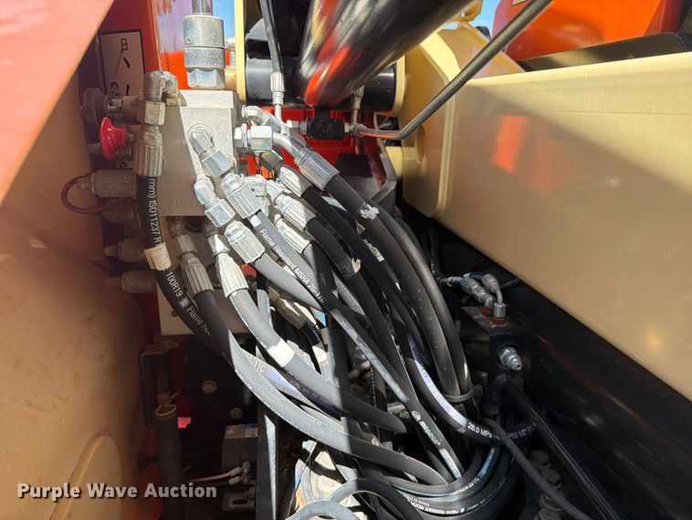 image for item DV7296 2013 JLG E400AJPN boom lift