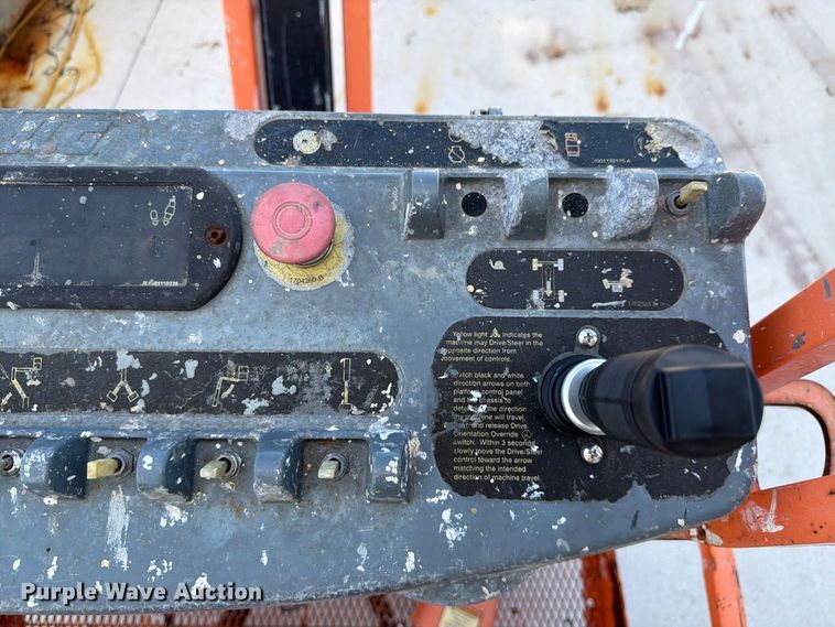 image for item DV7296 2013 JLG E400AJPN boom lift
