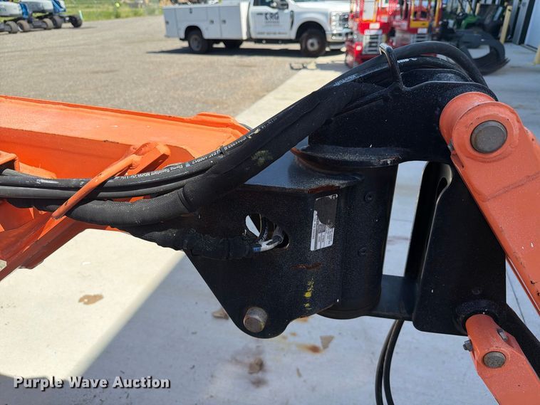 image for item DV7296 2013 JLG E400AJPN boom lift