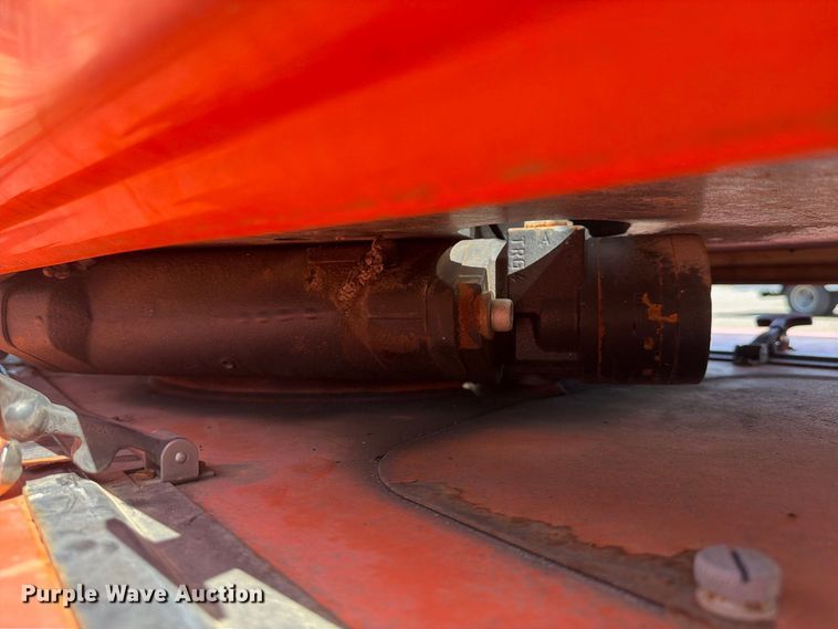 image for item DV7296 2013 JLG E400AJPN boom lift