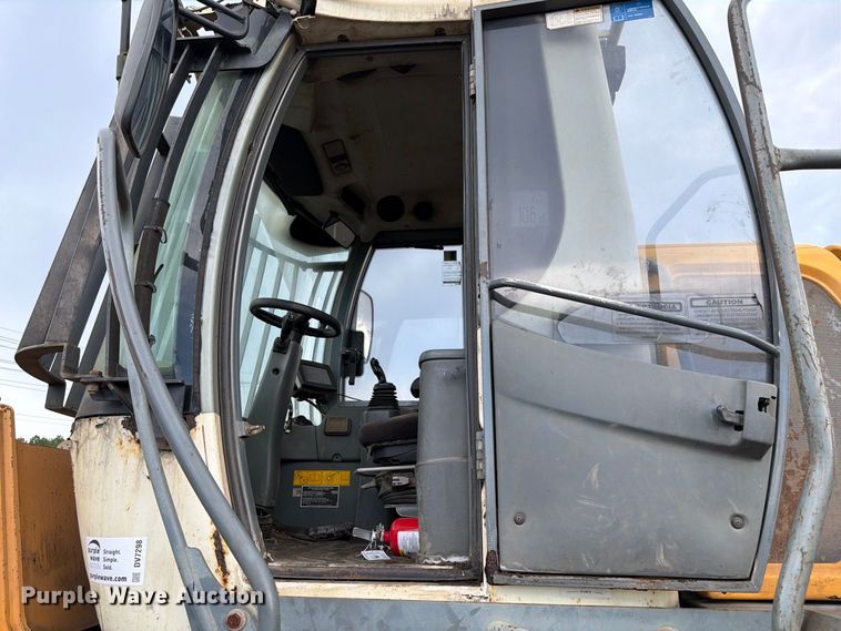 image for item DV7298 Liebherr L566 wheel loader