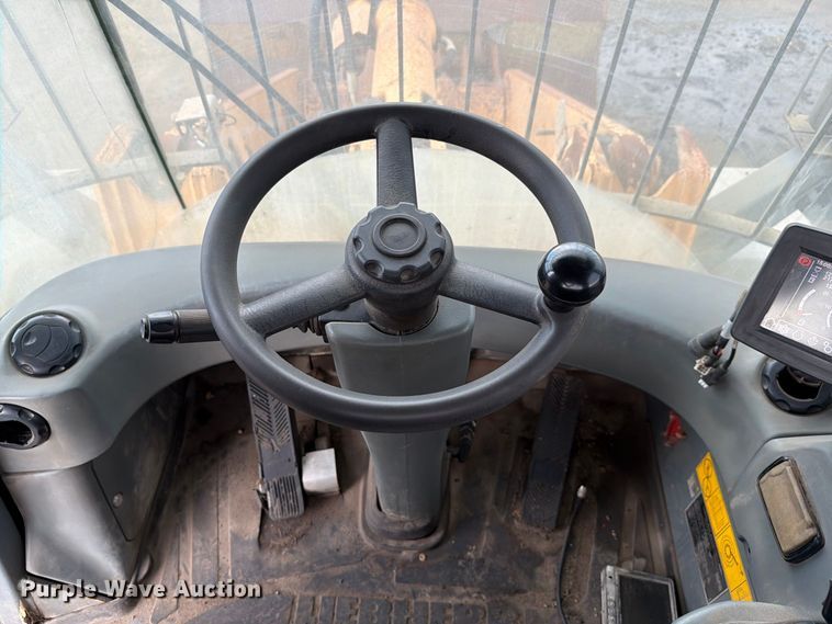 image for item DV7298 Liebherr L566 wheel loader