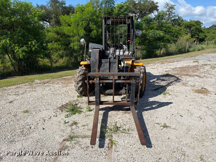 image for item DV7300AA 2004 JCB 520 telehandler