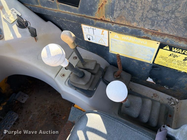 image for item DV7300AA 2004 JCB 520 telehandler