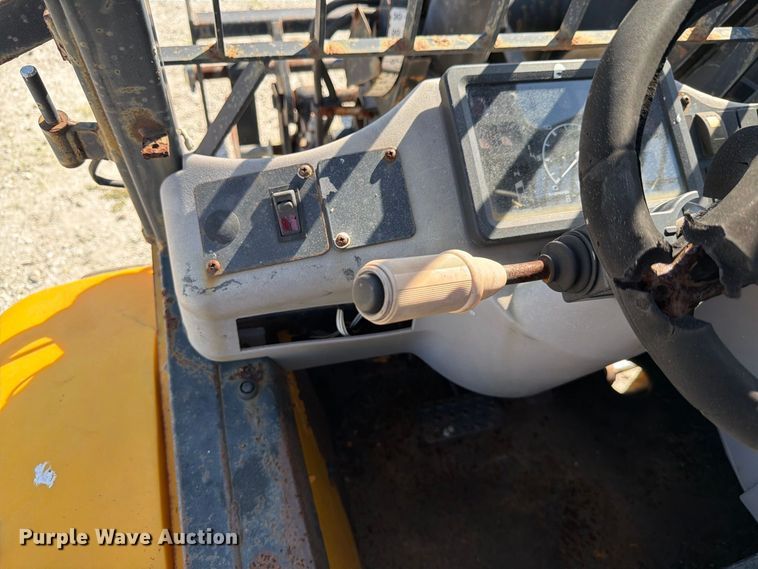 image for item DV7300AA 2004 JCB 520 telehandler
