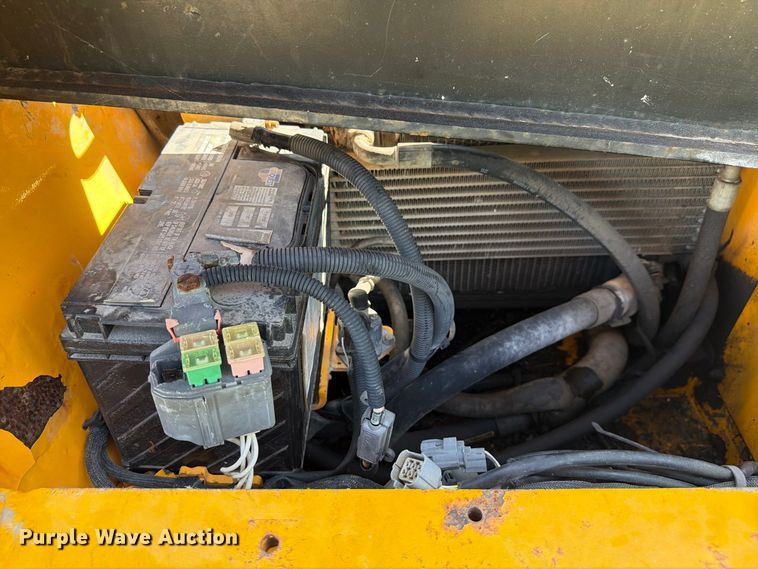 image for item DV7300AA 2004 JCB 520 telehandler