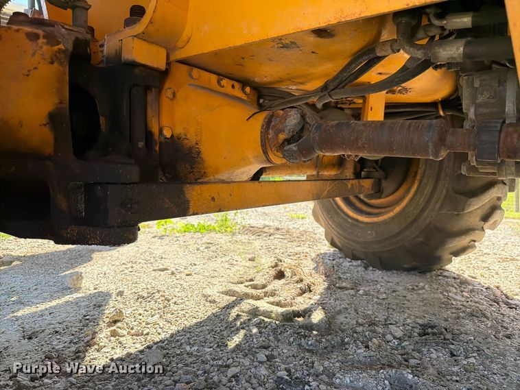 image for item DV7300AA 2004 JCB 520 telehandler