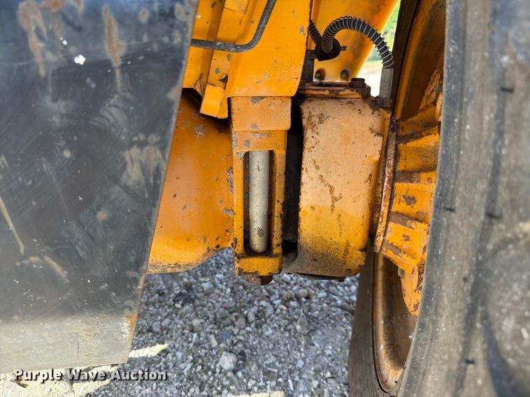 image for item DV7300AA 2004 JCB 520 telehandler