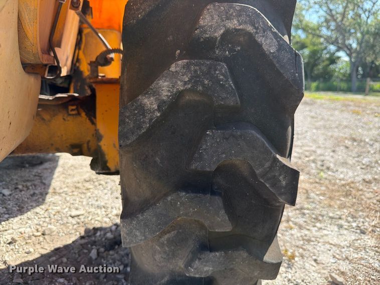 image for item DV7300AA 2004 JCB 520 telehandler