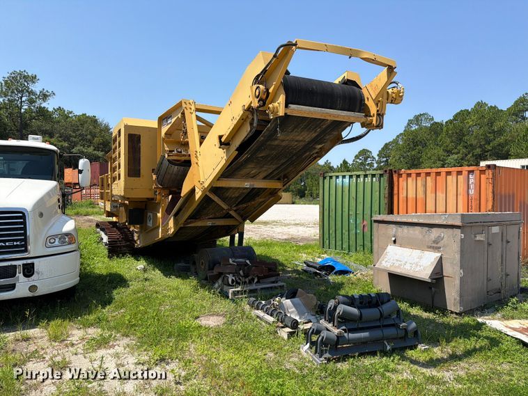 image for item DV7308 Impact 4043T crusher