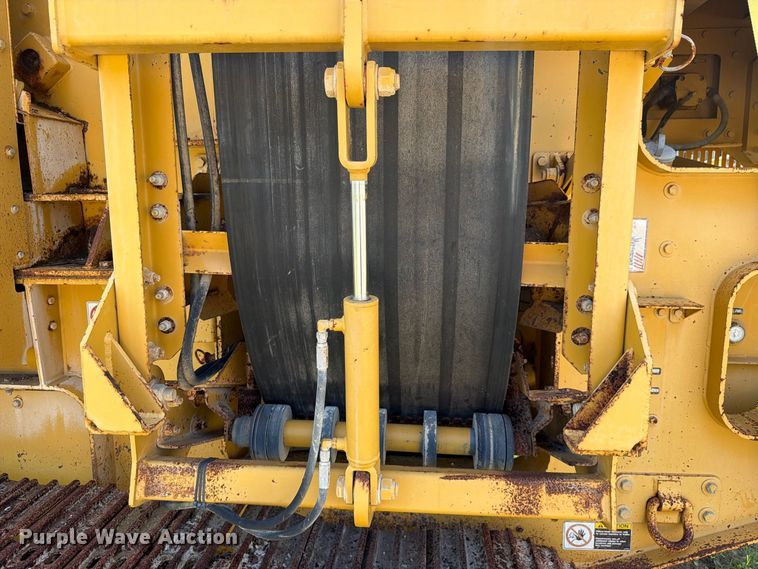 image for item DV7308 Impact 4043T crusher