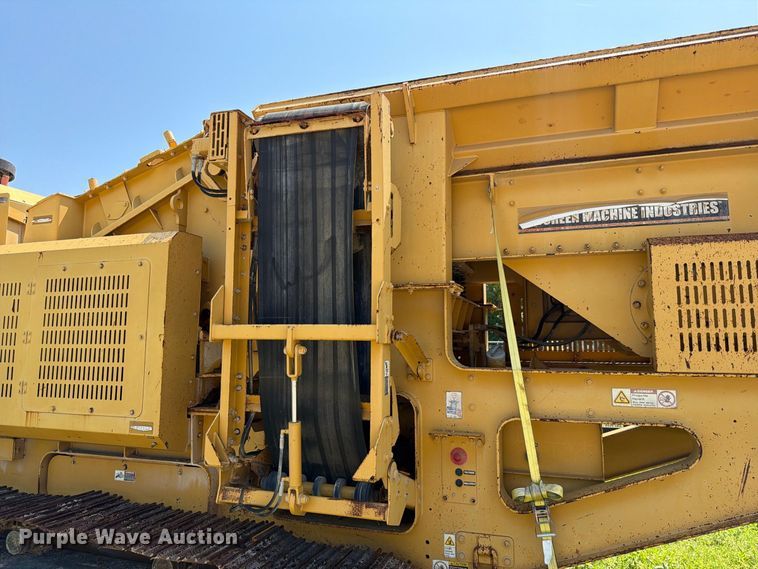 image for item DV7308 Impact 4043T crusher