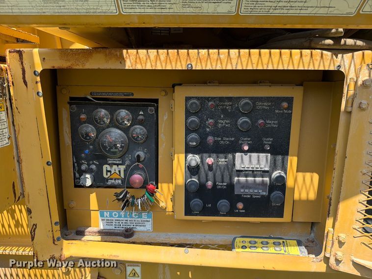 image for item DV7308 Impact 4043T crusher