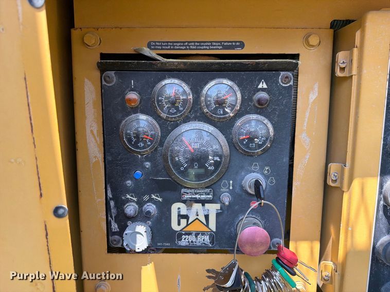 image for item DV7308 Impact 4043T crusher