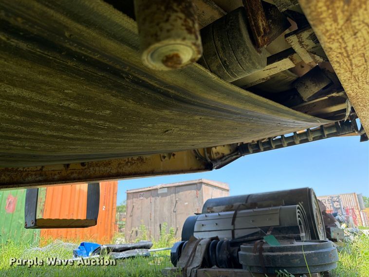 image for item DV7308 Impact 4043T crusher