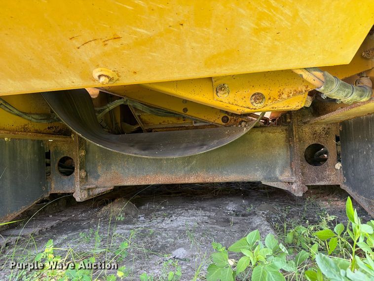 image for item DV7308 Impact 4043T crusher