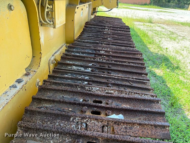image for item DV7308 Impact 4043T crusher