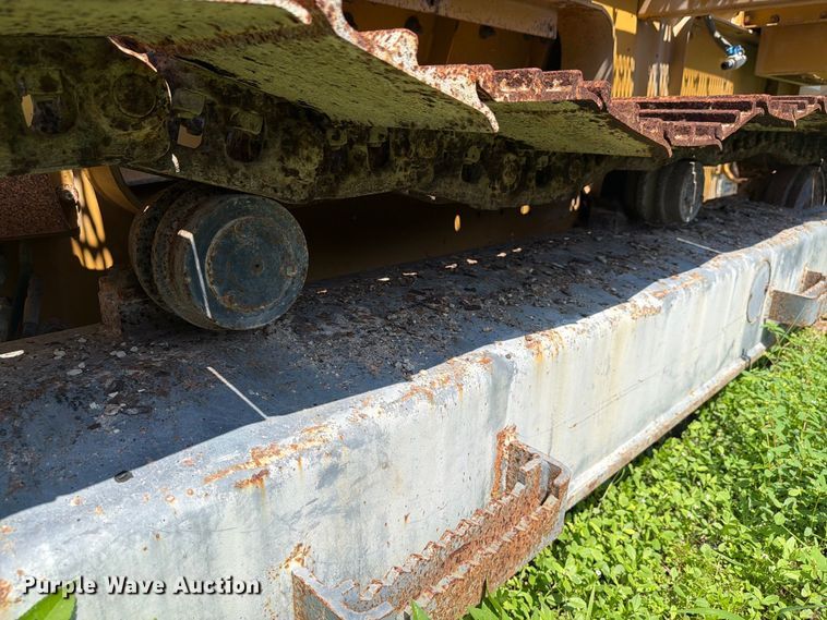 image for item DV7308 Impact 4043T crusher