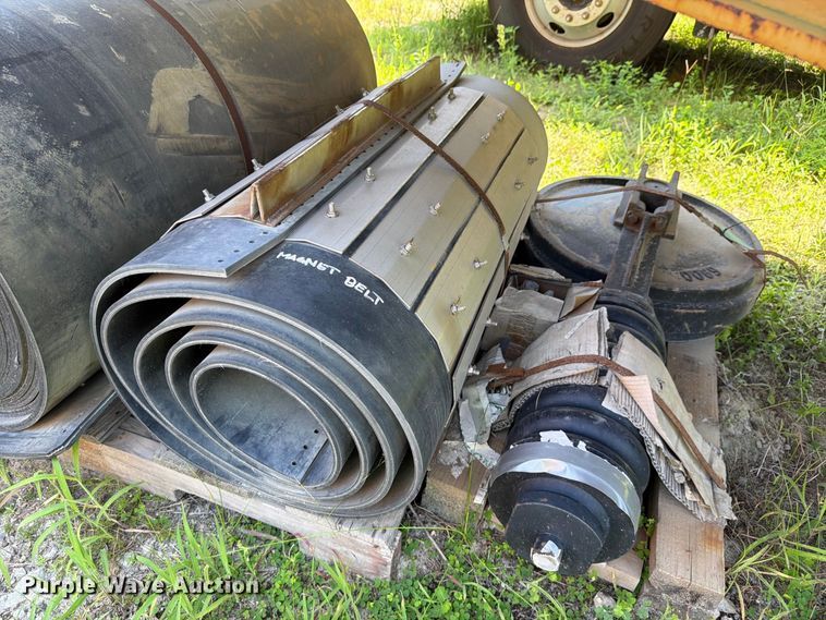 image for item DV7308 Impact 4043T crusher