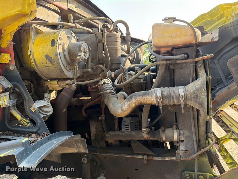 image for item DV8573 1997 Ford LT8501 flatbed truck