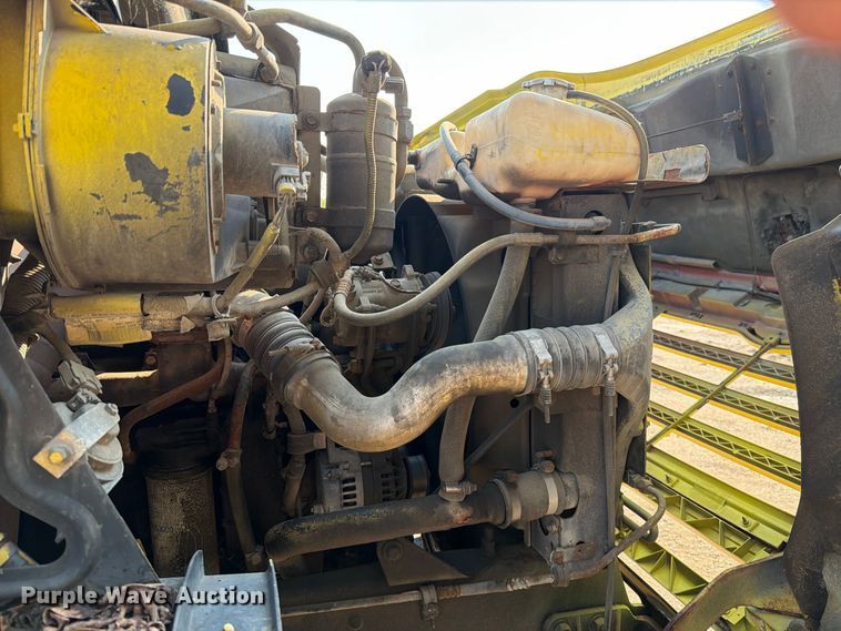 image for item DV8573 1997 Ford LT8501 flatbed truck