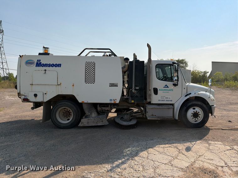 image for item DV8574 2015 Freightliner Business Class M2 street sweeper truck