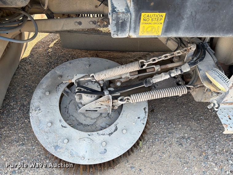image for item DV8574 2015 Freightliner Business Class M2 street sweeper truck