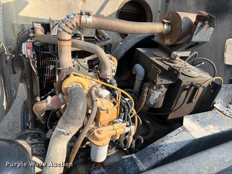 image for item DV8574 2015 Freightliner Business Class M2 street sweeper truck