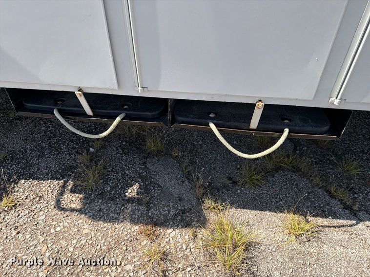 image for item DV8575 2013 International 4300 bucket truck