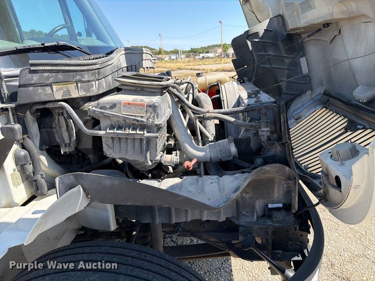 image for item DV8575 2013 International 4300 bucket truck